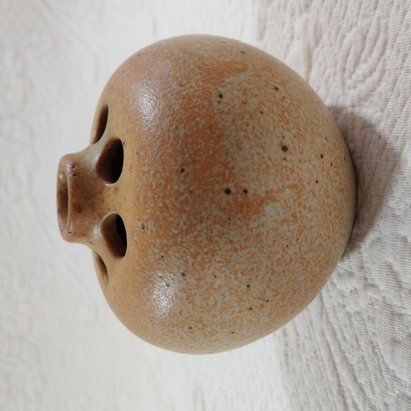 Handcrafted Ceramic Flower Frog Pottery - Picture 4 of 10